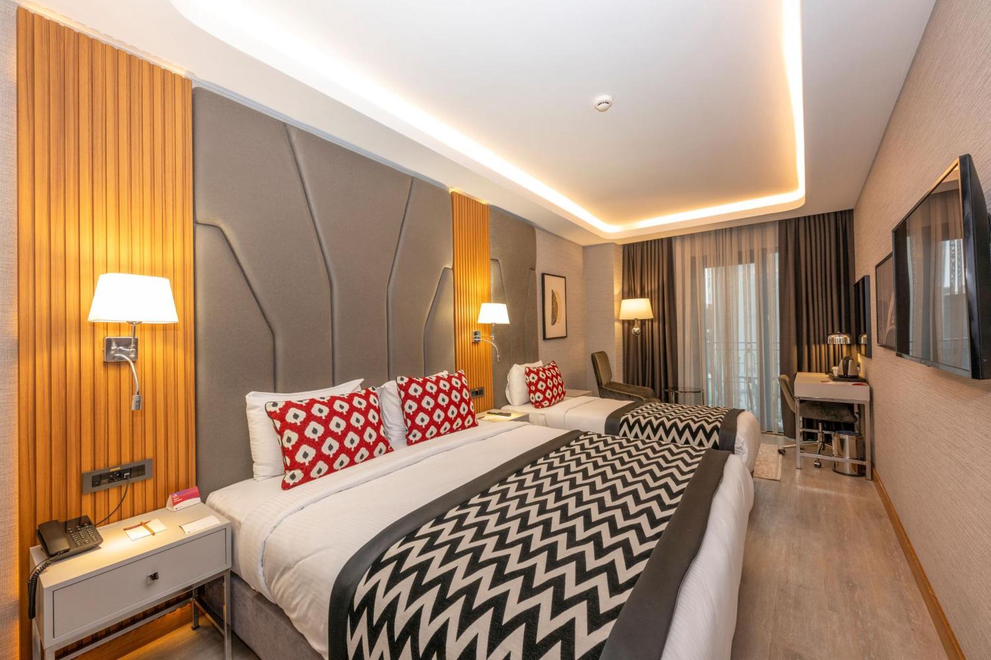 Ramada Encore By Wyndham Istanbul Sisli Exterior photo
