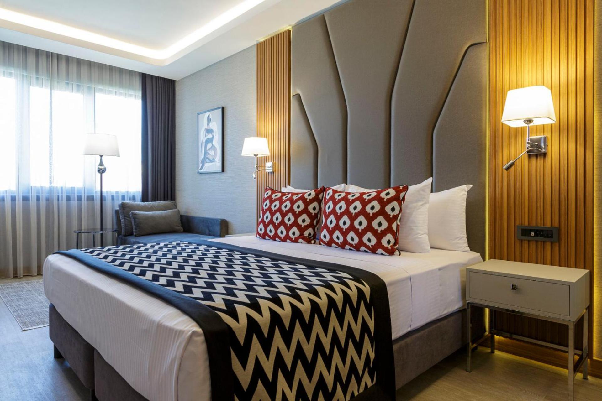 Ramada Encore By Wyndham Istanbul Sisli Exterior photo